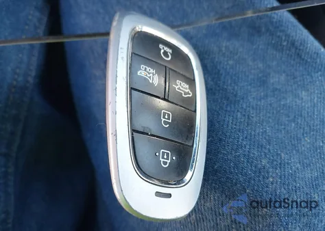 2022 Hyundai Santa Cruz Sel z USA, uszkodzony, nr VIN 5NTJB4AE3NH031772